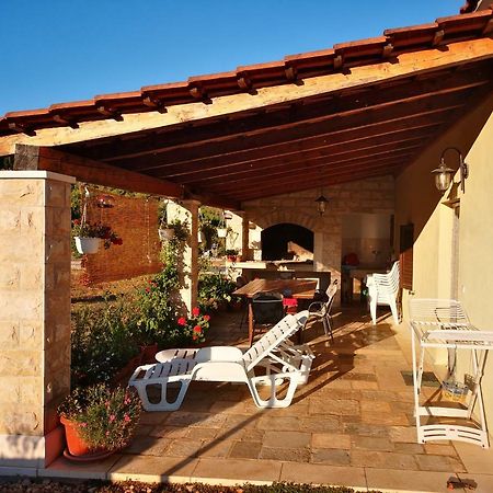 Holiday Home Cvitka Vis Exterior foto